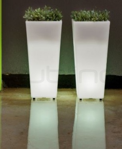 Plastic flower pot, for outdoor use. Height: 90 cm - GN ME LAMP 90